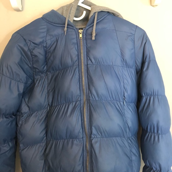 BB Dakota Puffer Jacket with Removable Hood. Small - Picture 6 of 6